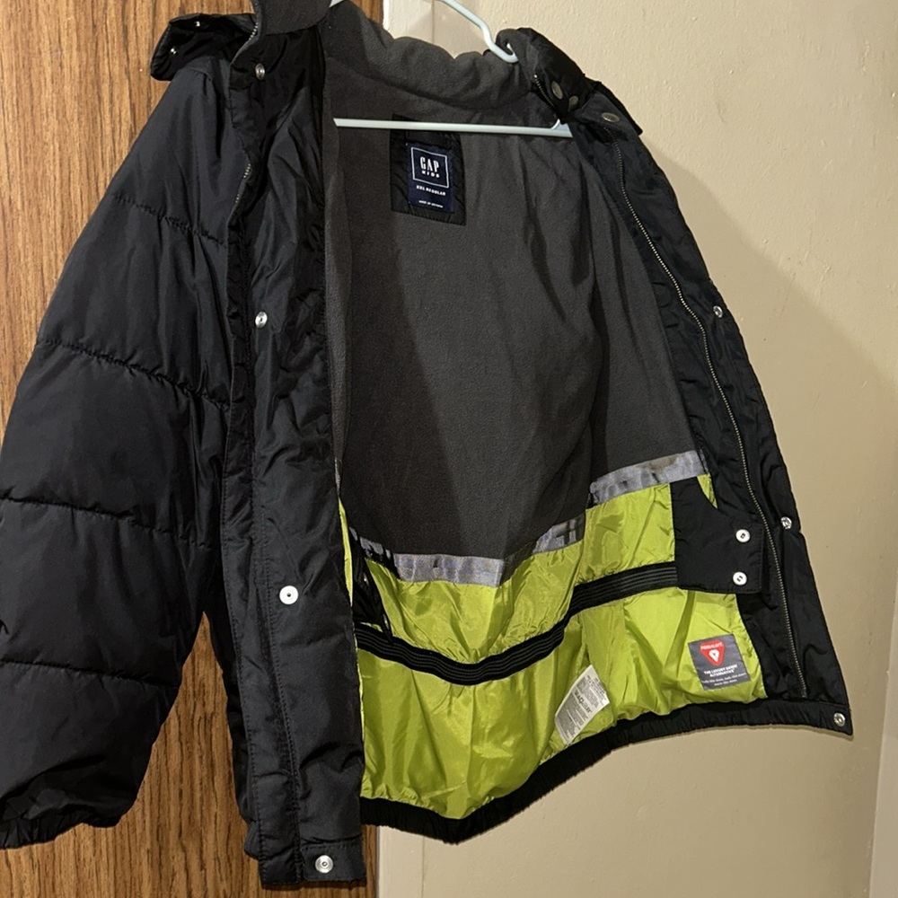 Gap - Picture 3 of 3